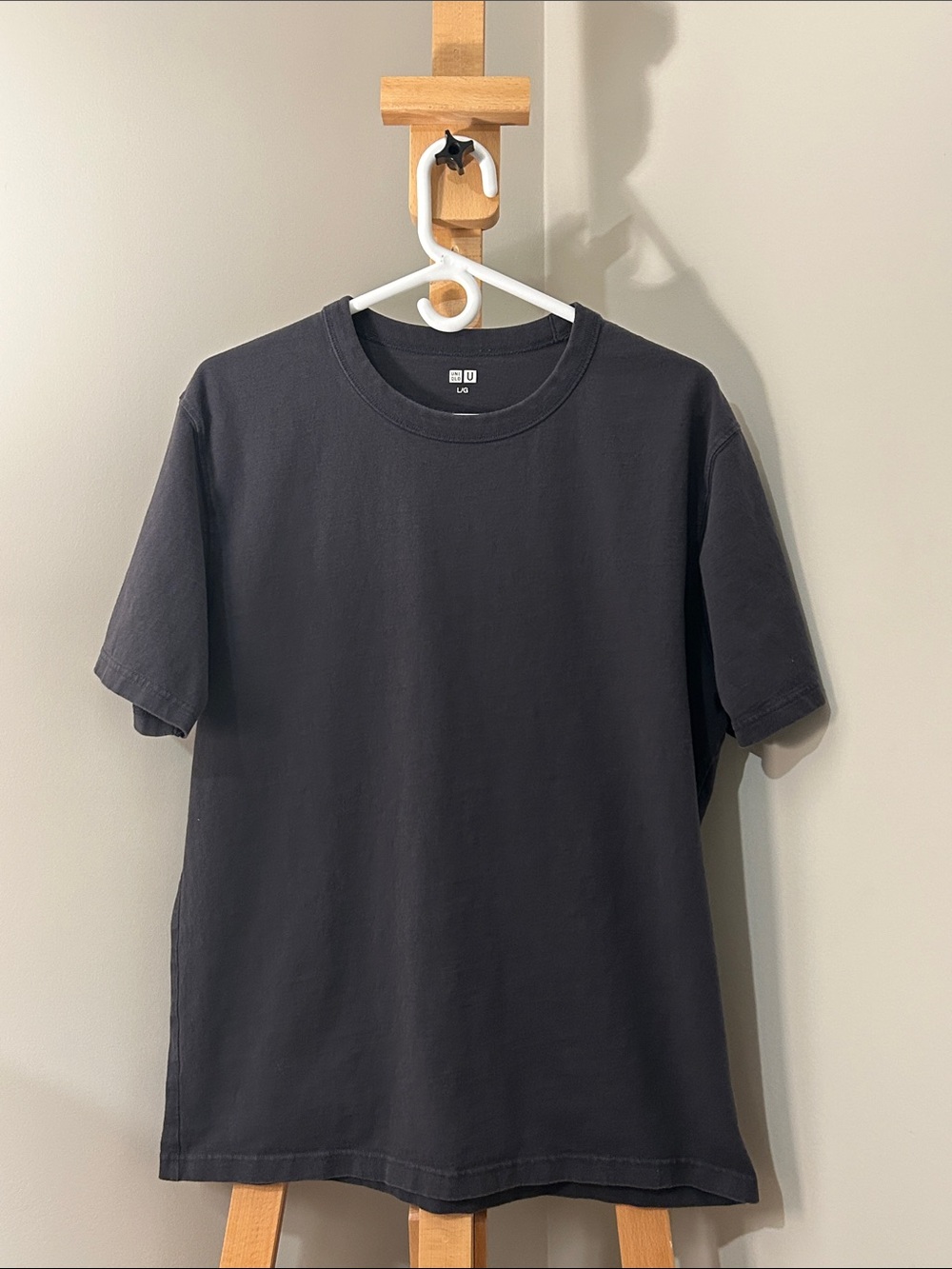 Uniqlo Men's U Crew Neck Short Sleeve T-Shirt in Charcoal Size L EUC